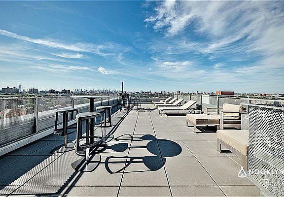 3rd image of 1247 Atlantic Ave #706