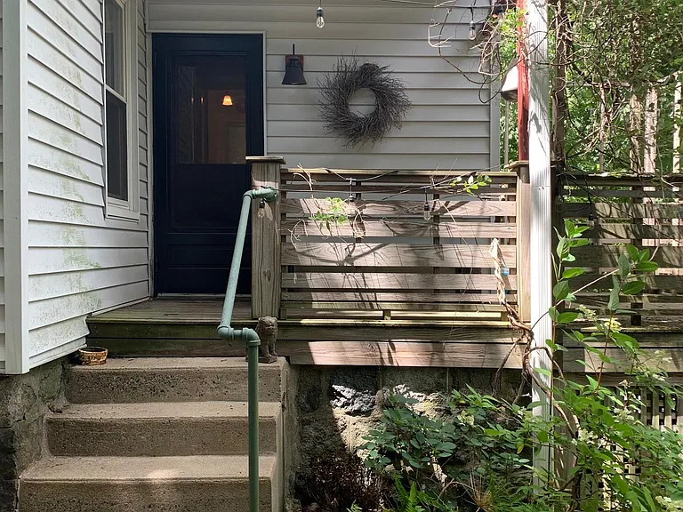 7 Gardenside St — Photo 21