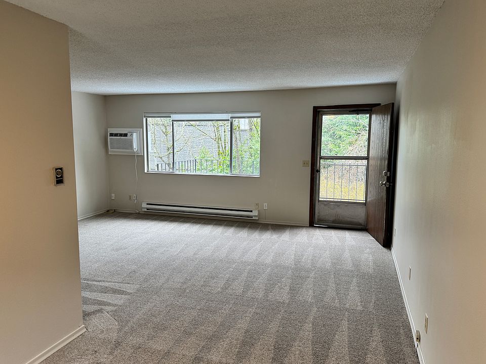 1st image of 15603 42nd Ave S APT C