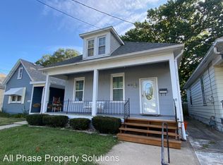 1106 N 20th St, Quincy, IL 62301