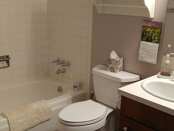 5th image of 1934 Parkwood Dr SE