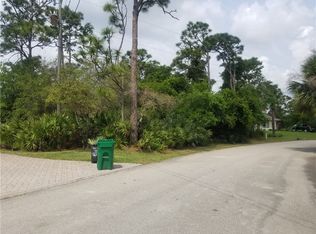 542 Cross Creek Cir, Sebastian, FL 32958