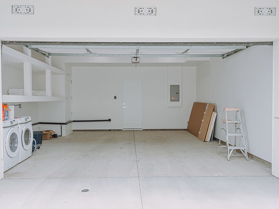 21915 1/4 Dolores St Carson CA Zillow