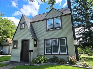 1028 Sunnycrest Rd, Syracuse, NY 13206
