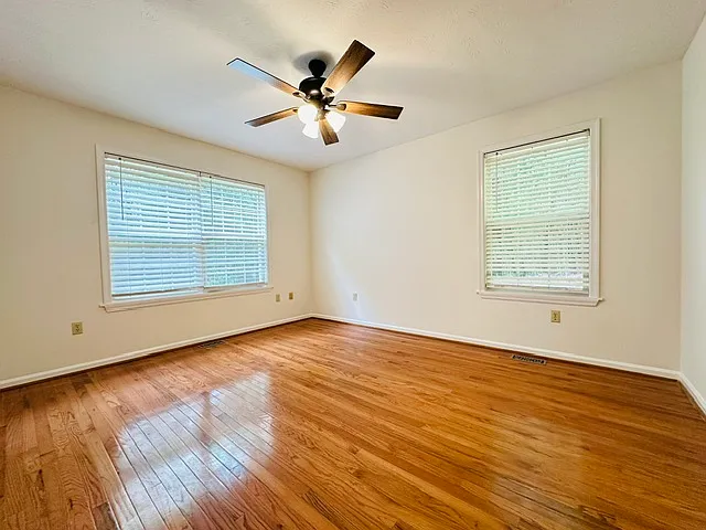 1304 Jollett Rd — Photo 38
