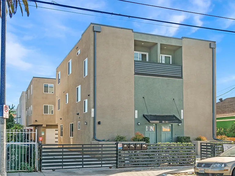 1820 Orchard Ave #1822 — Photo 1