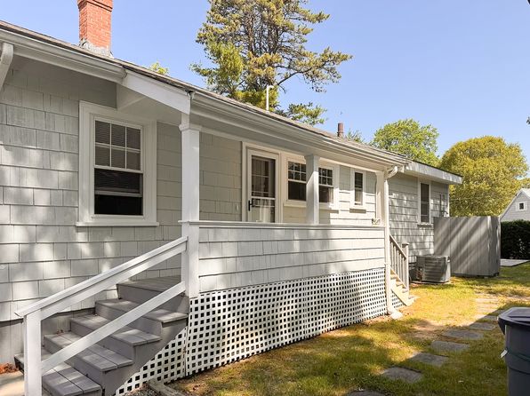 1 Laura St