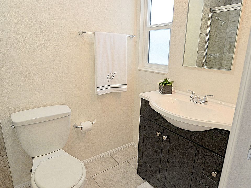 1st image of 5493 Golondrina Dr