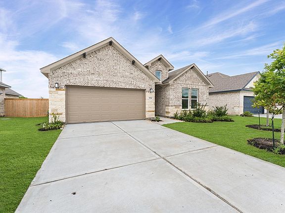 2nd image of 3214 Emerald Hills Dr