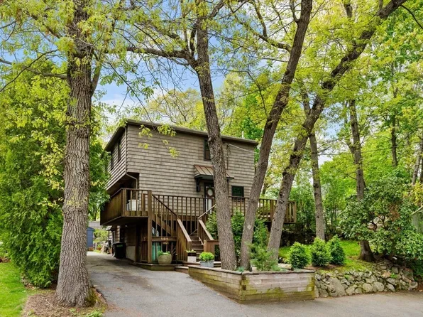 108 Madison Ave, Arlington, MA 02474