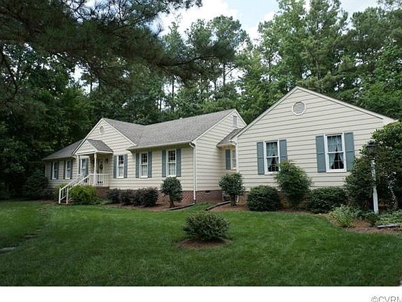 3rd image of 3254 Southern Pines Dr