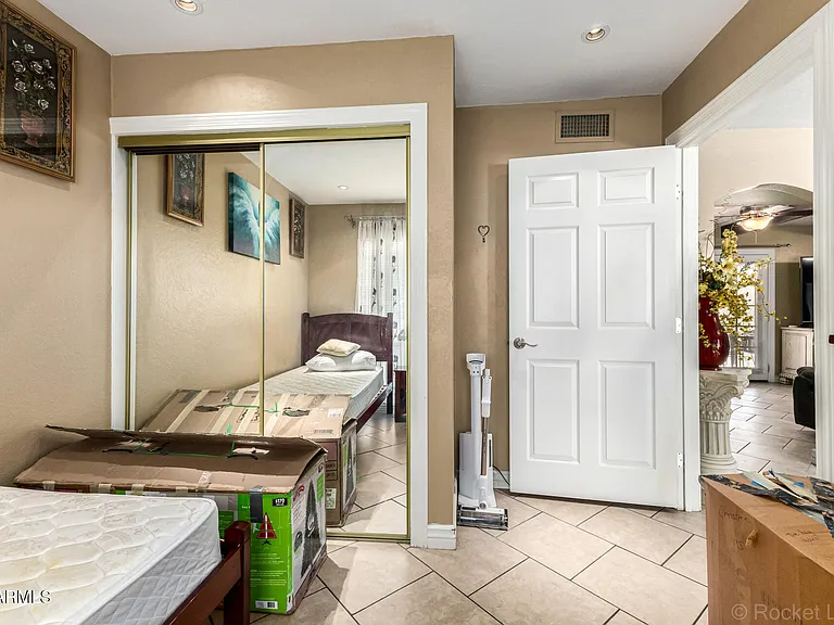 11051 N 44th Ct — Photo 22