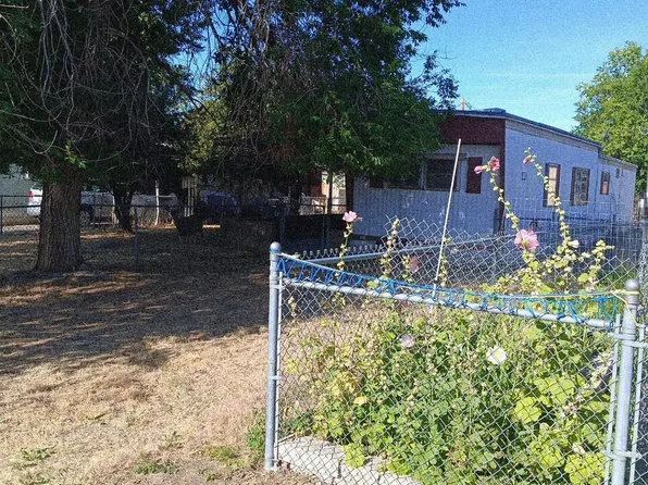 1303 Oak St, Alturas, CA 96101