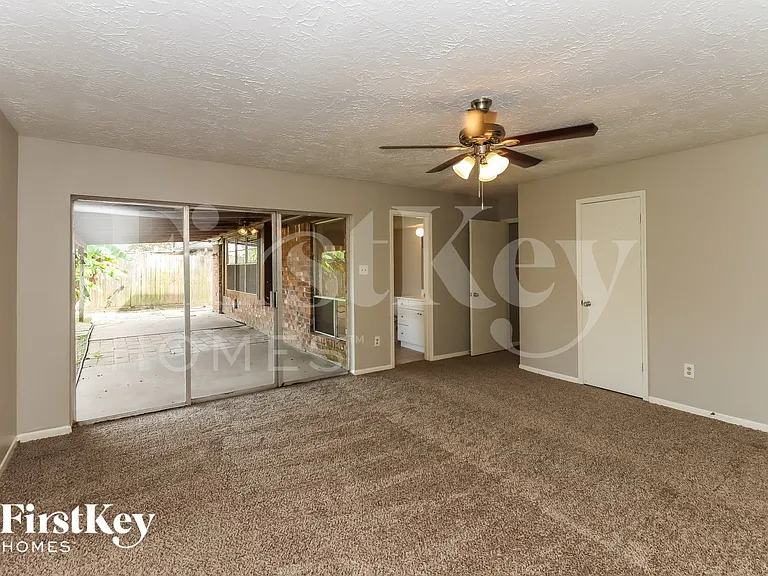16518 Royal Mile Ln — Photo 9