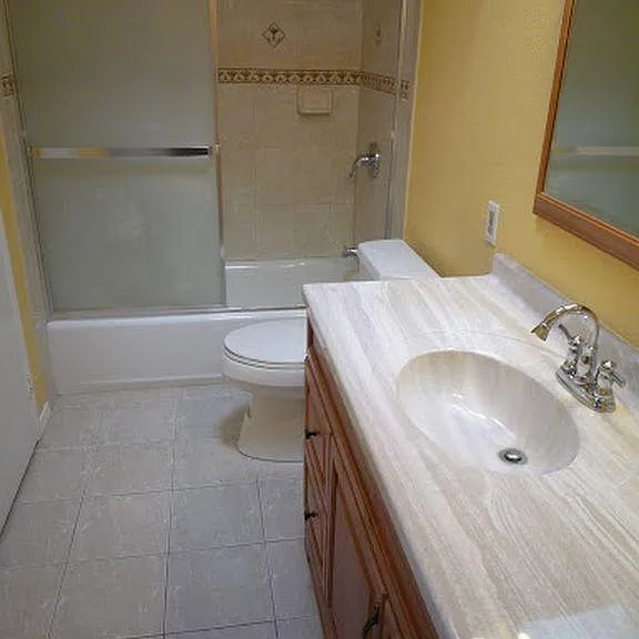 1013 W Linden St #18 — Photo 9