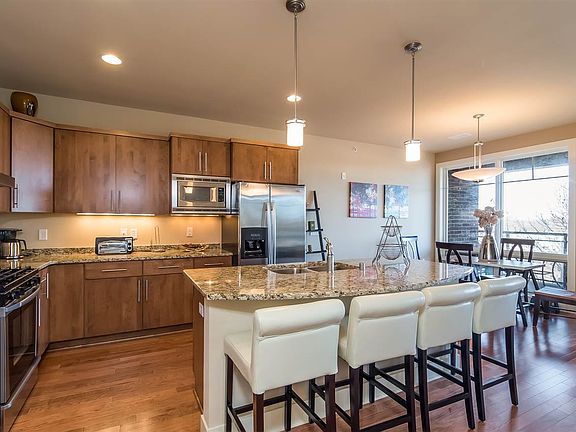 3rd image of 101 Ferchland Pl #406