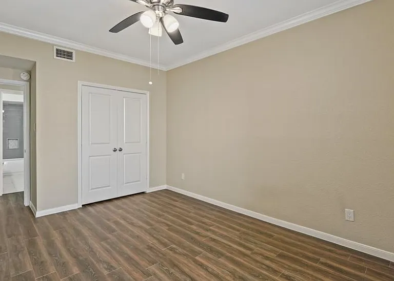 2400 N Braeswood Blvd #111 — Photo 9