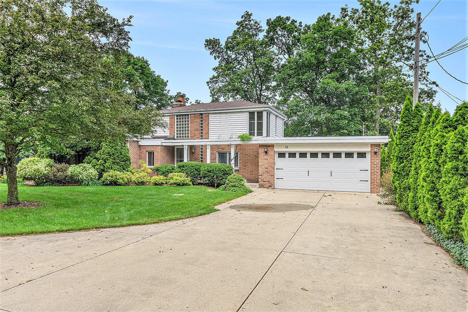 12 Hiawatha Dr photo 1