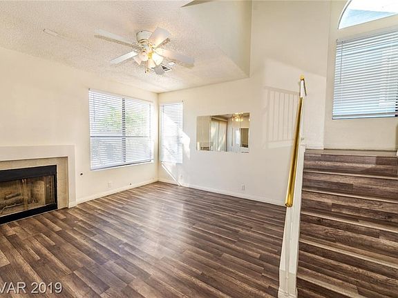 2nd image of 4933 Souza Dr