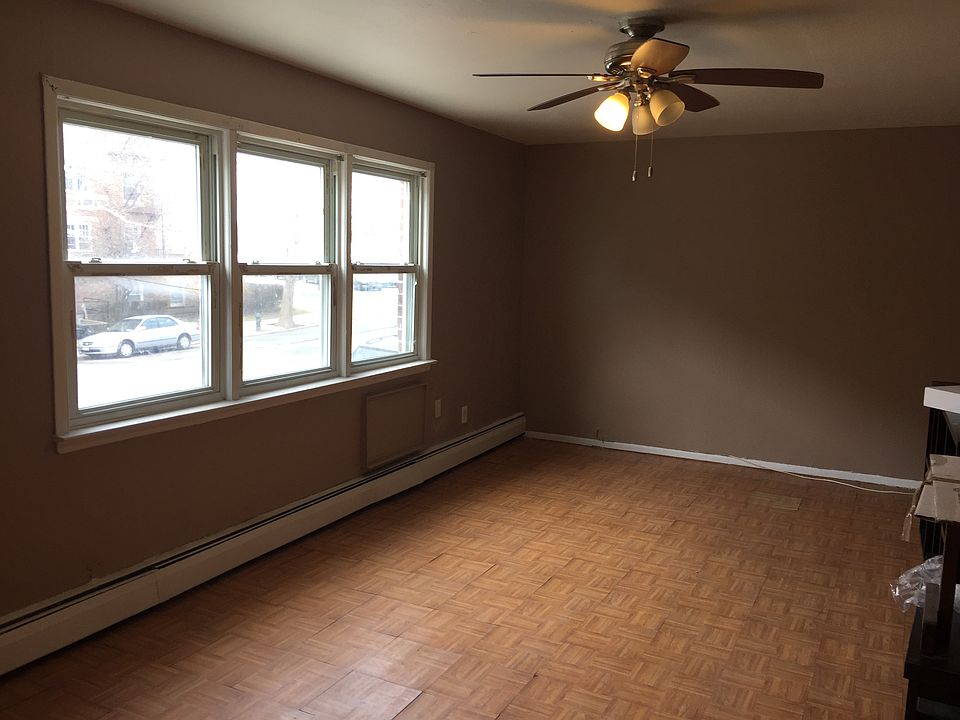 2nd image of 14905 88th St #2