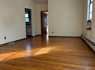 2267 33rd St, Astoria, NY 11105