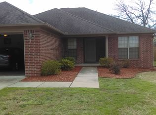 63 E Main St, Greenbrier, AR 72058