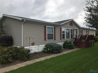 302 S Bass Dr, Lakeside, OH