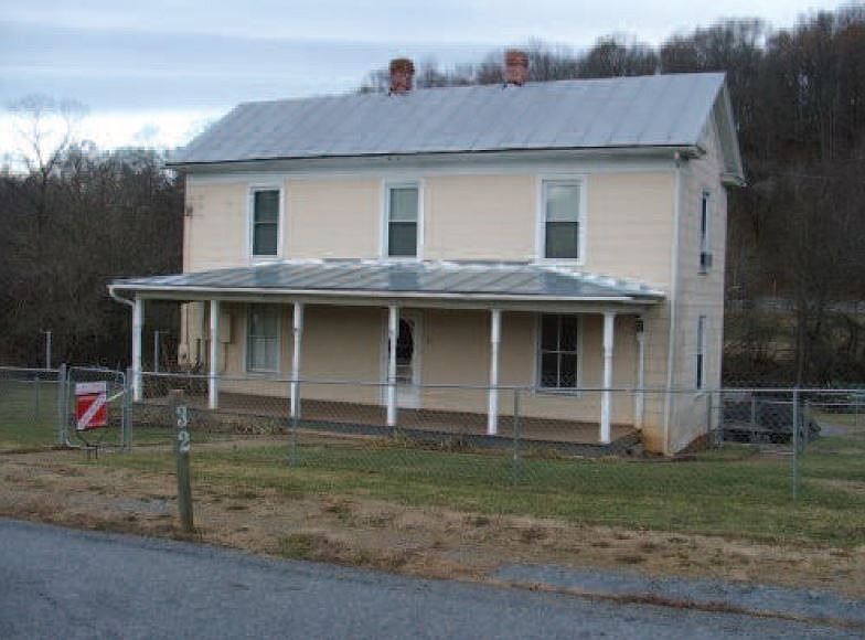 32 Lloyd Tolley Rd, Natural Bridge Station, VA 24579 Zillow
