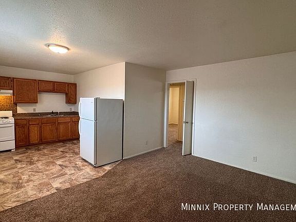 5th image of 711 S Austin Ave #203