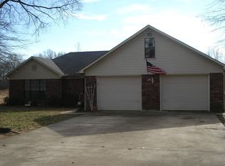 1 Dennis Dr, Vilonia, AR 72173