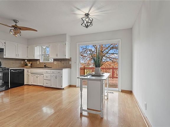 4th image of 16 N 80th Pl