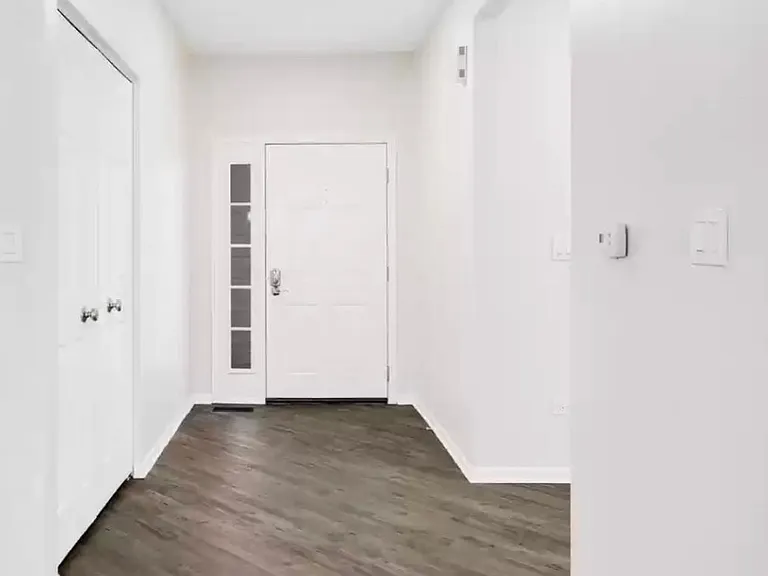 2905 Stockton Ct — Photo 1
