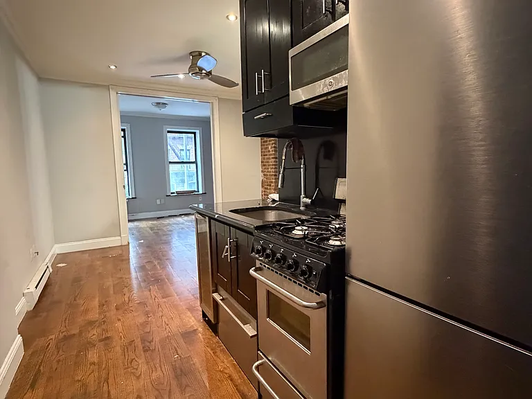 120 E 102nd St #1A — Photo 5