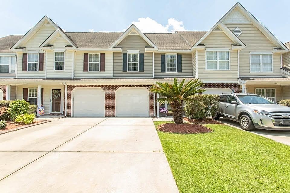 1st image of 325 River Run Dr. #325