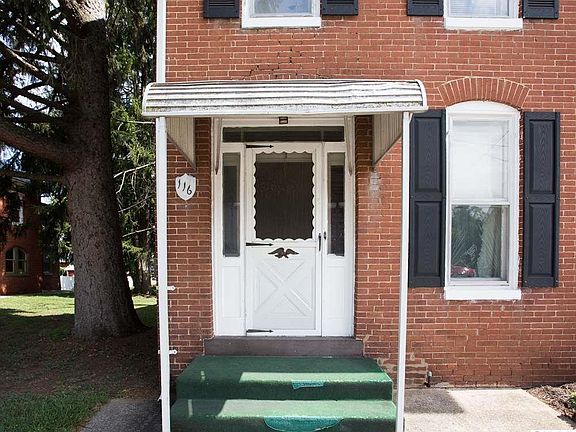 2nd image of 116 E King St