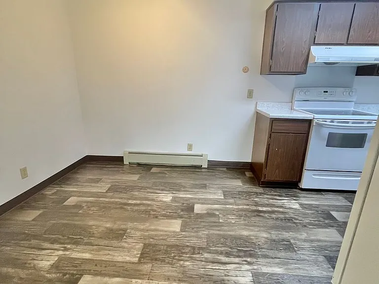 3505 S Hawthorne Ave — Photo 20