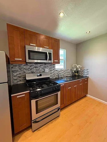 815 N Sparks St Photo 1