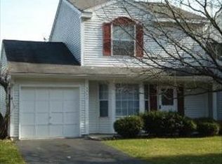 3326 Huntington Ln, Island Lake, IL 60042