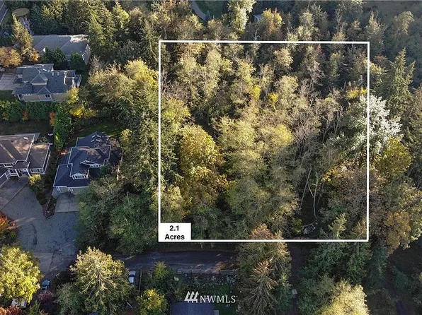 Lakehill Ln, Bellingham, WA 98229
