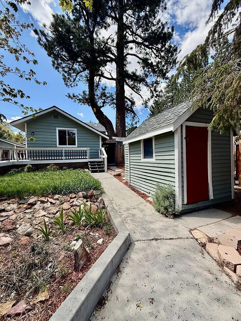 Sunny Slopes Mountain Retreat | Spacious 3BD Home with Large Yard — Photo 3