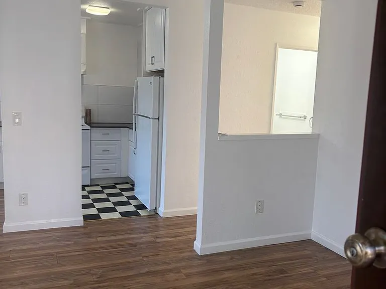 8230 Lemon Grove Way — Photo 3