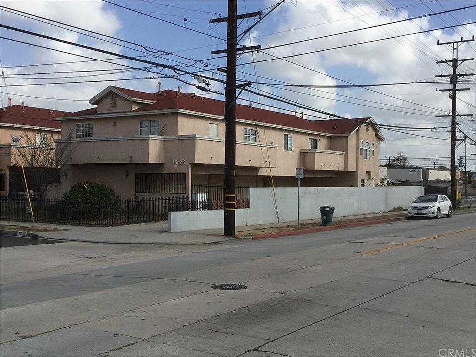 1st image of 16526 Brighton Ave