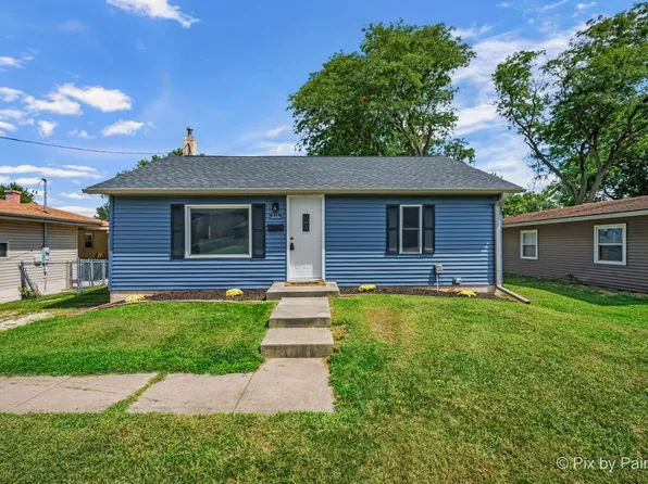 711 10th Ave, Rock Falls, IL 61071