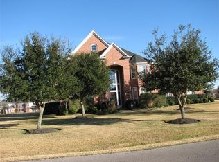 9118 Royal Crest Ln, Richmond, TX 77469