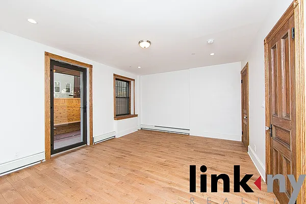 Rented by Link NY Realty | media 20