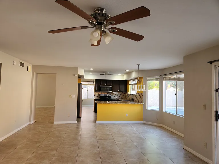 4122 E Windsong Dr — Photo 11