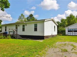 208 Day Rd, Brewer, ME 04412