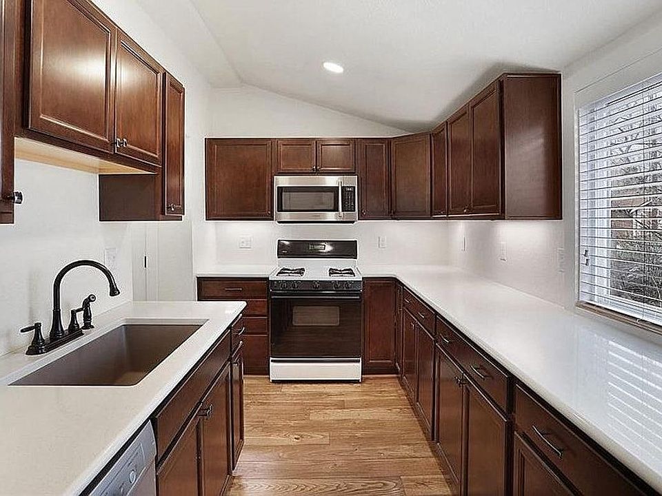 1st image of 530 E Del Norte St #2