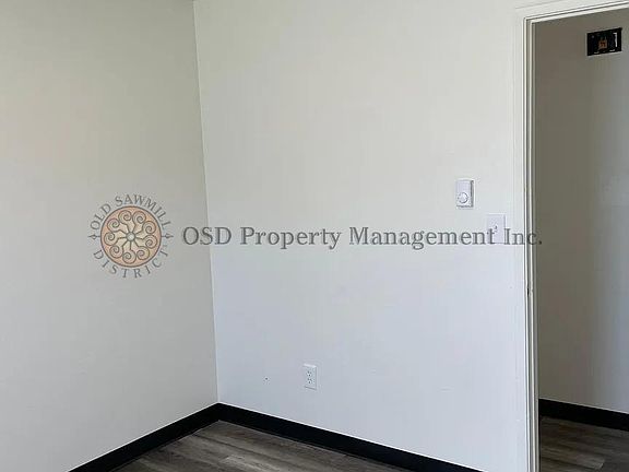 4th image of 1800 Phillips St APT 3