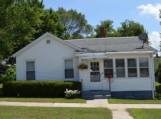 408 E Howard St, Portage, WI 53901